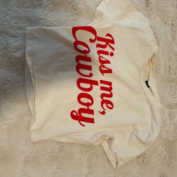 SHEIN Cream Crop Top with Red Print - Picture 1 of 2